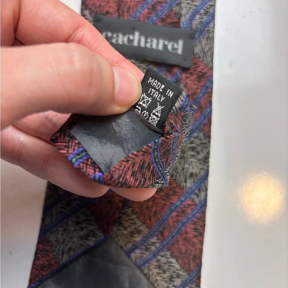 Cacharel vintage‎ silk tie